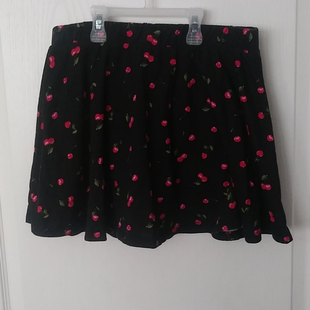 Basic Editions Skort